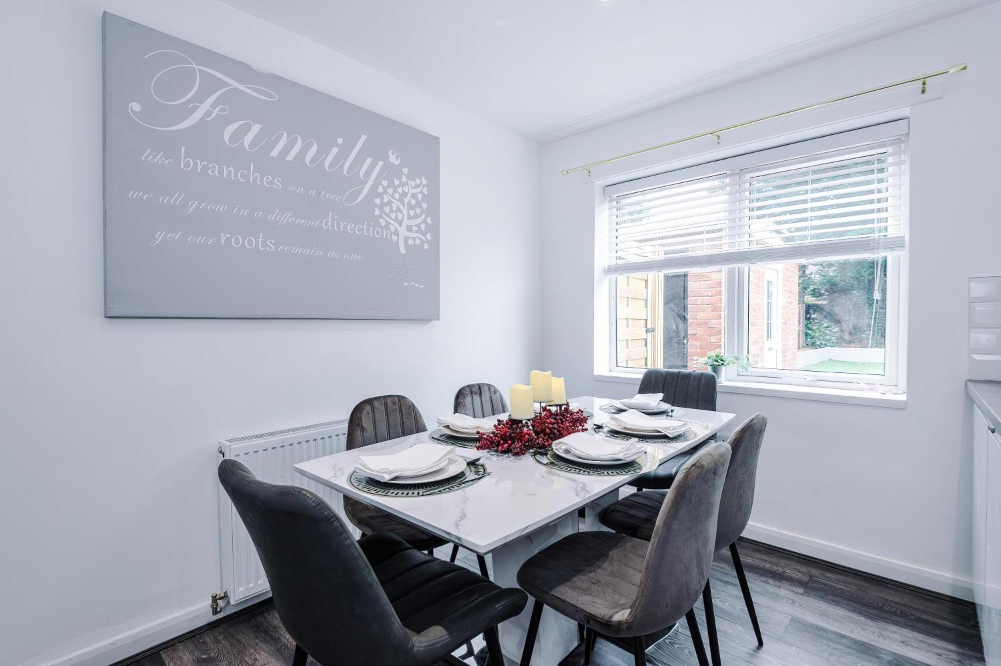 Comfort Place - 3 Bedroom House In Chester - Sleeps 6 Exterior photo